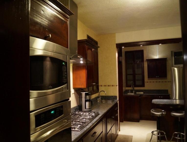 גואטמלה Apartamentos Comodos Cerca Del Aeropuerto מראה חיצוני תמונה